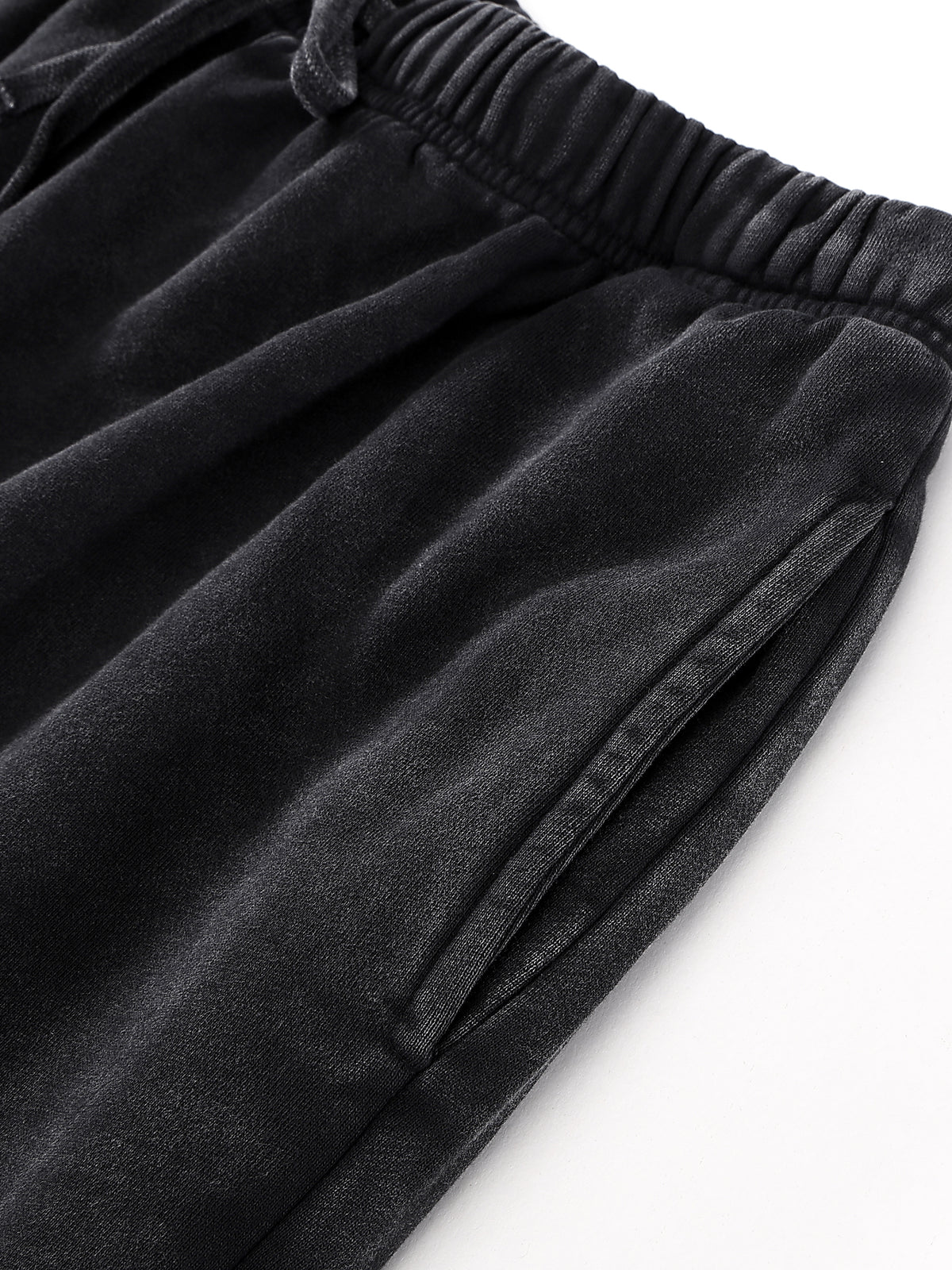 Under white Snow Washed Raw Hem Shorts