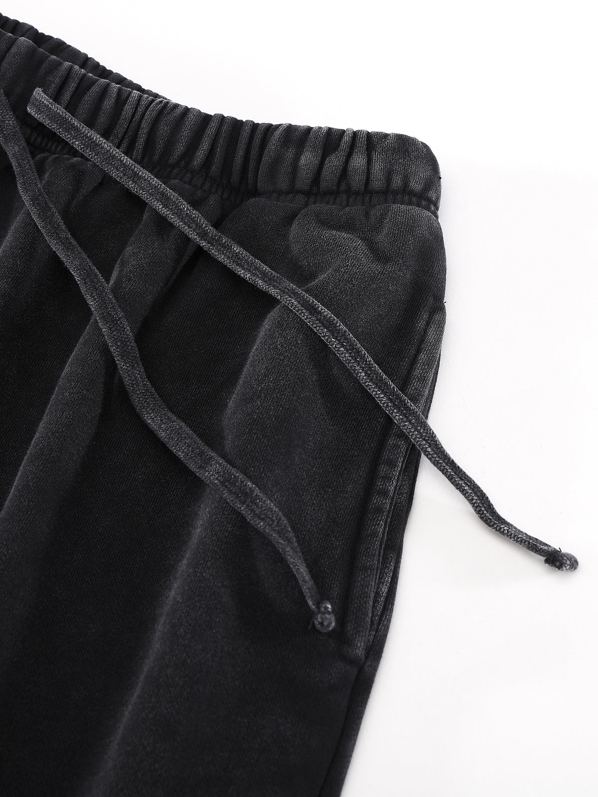 Under white Snow Washed Raw Hem Shorts